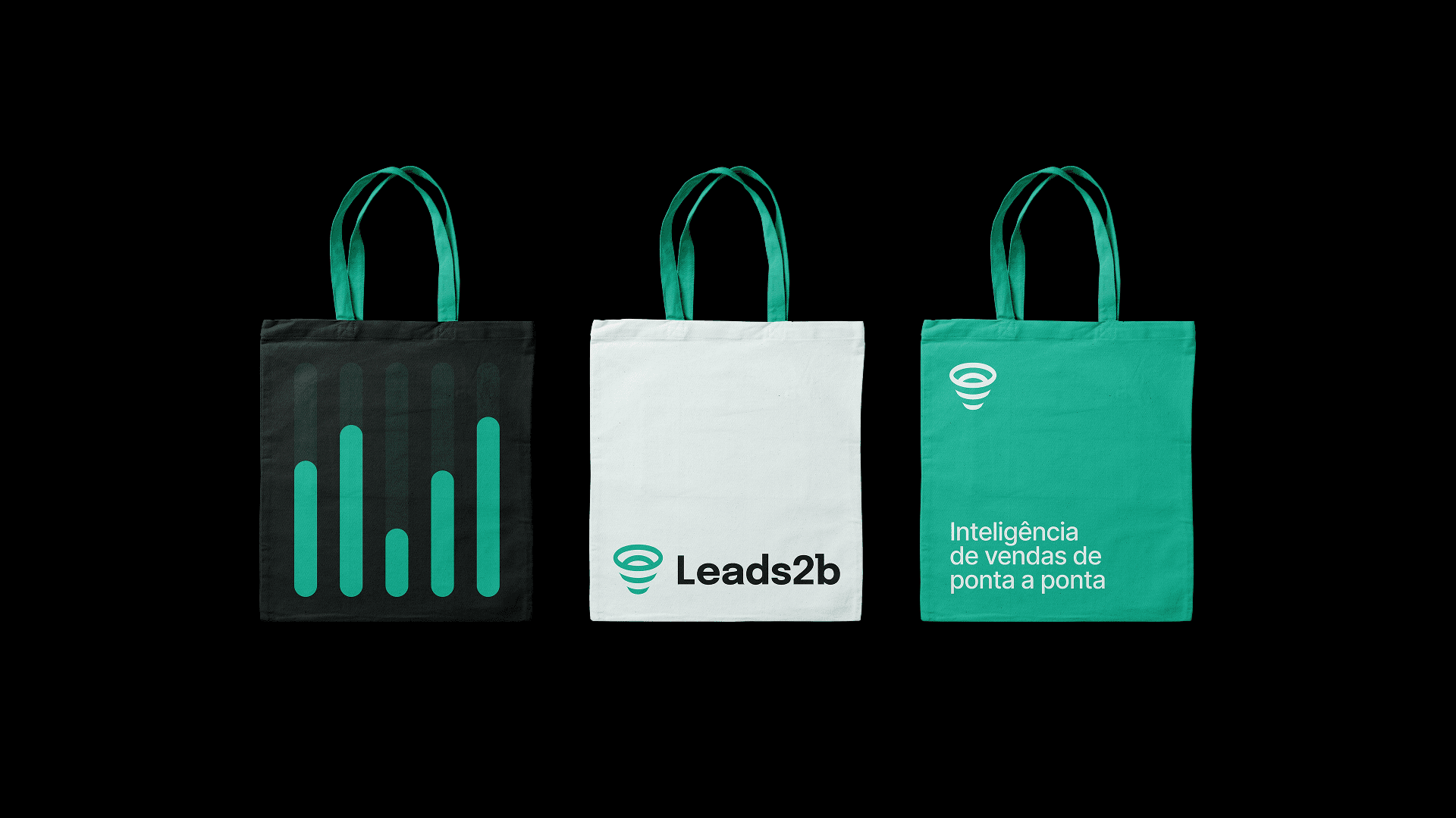 Leads2B — Sacolas com o logotipo e os grafismos.